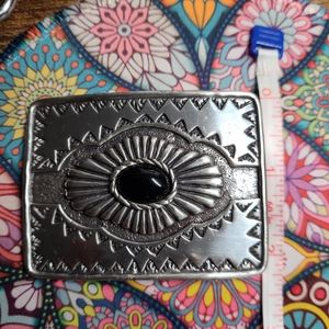 Belt buckle